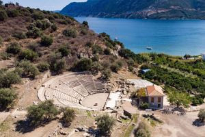 Γιατί η Μικρή Επίδαυρος αξίζει ένα ταξίδι από μόνη της