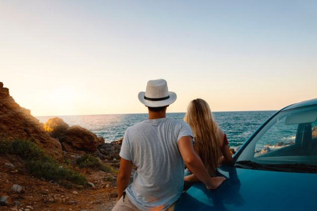 Καλοκαιρινό road trip: 10 tips για να το οργανώσεις και 5 must διαδρομές στην Ελλάδα