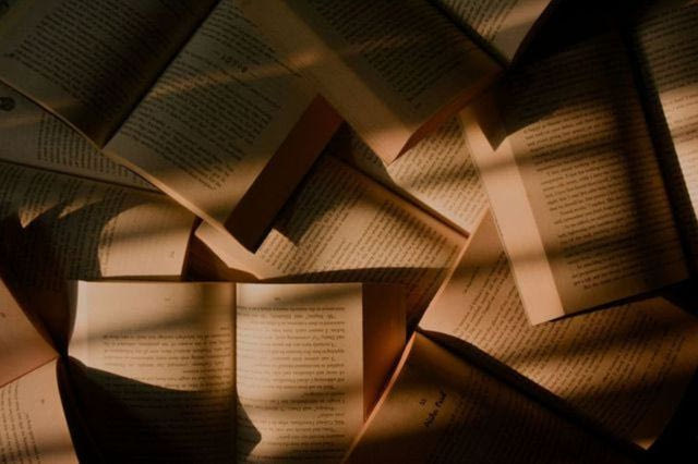 Ιστορία, πολιτική και μεγάλα ερωτήματα μέσα από πέντε νέα βιβλία