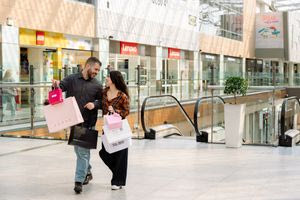 Από ρούχα, μέχρι κοσμήματα: Εσύ τι δώρο θα της κάνεις του Αγίου Βαλεντίνου;