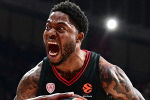 Πληγωμένο θηρίο ο Ολυμπιακός, δοκιμάζεται στην καυτή έδρα της Ζάλγκιρις