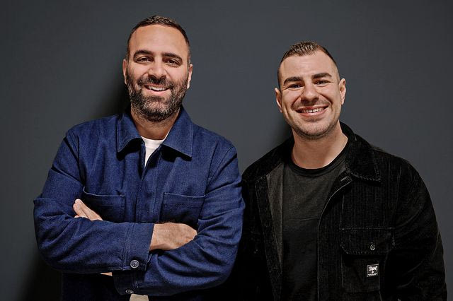 Ο Γρηγόρης Κίκης, η φούρια και τα burgers που λερώνουν