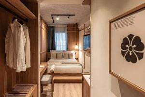 Η Webhotelway πίσω από ένα από τα πιο σωστά τοποθετημένα openings της Αθήνας