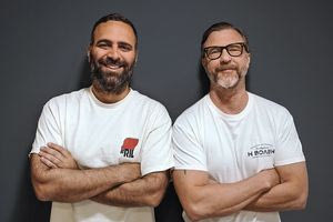 Ο Άρης Δούκας, τα καφενεία και το σουβλάκι χωρίς πατάτες