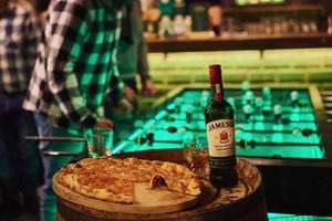 Η μάχη των ημιτελικών του Champions League ξεκινά και το SPORT24 σε στέλνει στο Jameson Shelter για το Παρί – Μπάγερν