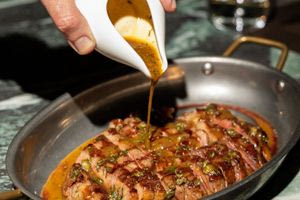 Lalane Athens: Νέα all-day brasserie στα βόρεια προάστια με την υπογραφή του Αλέξανδρου Τσιοτίνη