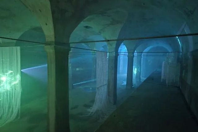 ΝΕΟn ΝΕΡΟ: Μια in situ πολυμεσική εγκατάσταση ψηφιακών τεχνών