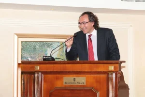 Καρδιά, τσιγάρο και εναλλακτικά προϊόντα : Ο Δ. Ρίχτερ αναλύει τα νεότερα δεδομένα