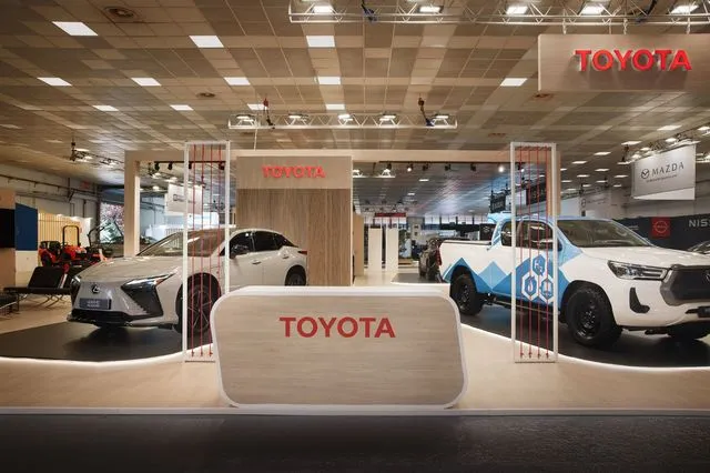 Toyota: Το Multi-pathway πίσω από τη μετάβαση στην ηλεκτροκίνηση
