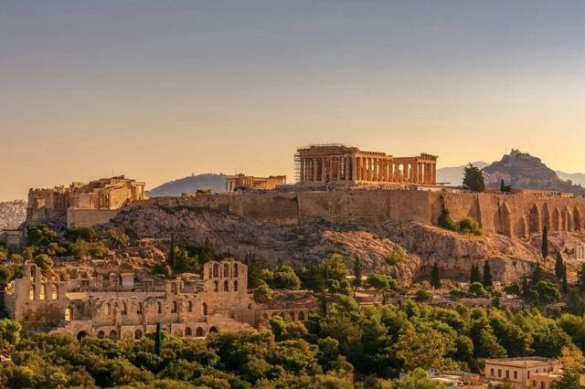 Όταν άναψαν τα “πρώτα φώτα” στην Αθήνα