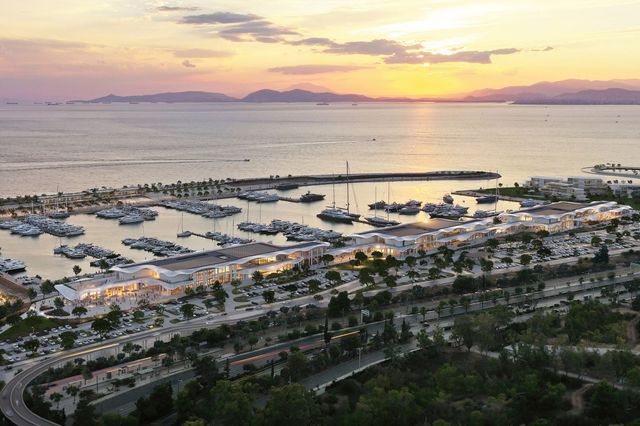 Η Αθήνα αλλάζει σελίδα και ξαναβρίσκει τη θάλασσα